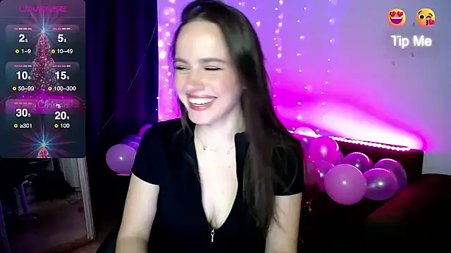 Snapshot of Emillias chatting on December 2024 02:33:01 PM Emillias online show from December 2024 02:33:01 PM
