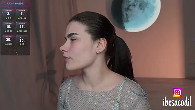 adriana allien online show from May 2026 09:44:02 PM