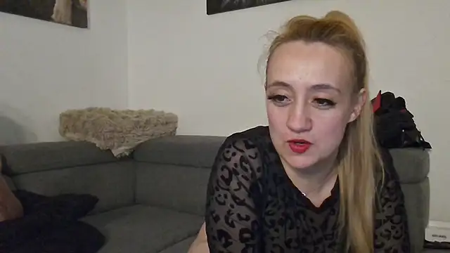 LoveXAddict online show from April 2026 08:47:01 PM