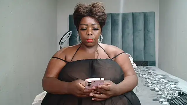 Snapshot of BustyWendyXXX47 chatting on March 2025 03:59:01 PM BustyWendyXXX47 online show from March 2025 03:59:01 PM