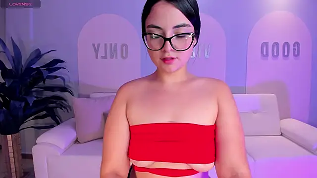 AllisonRogersX online show from March 2025 08:29:02 PM