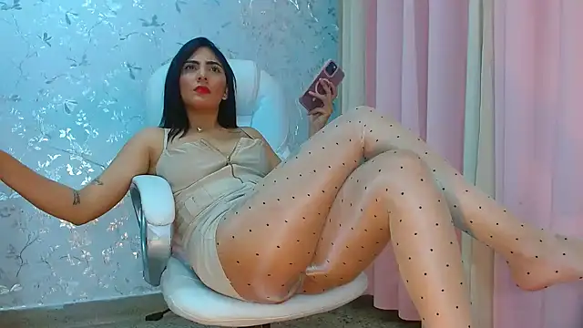 talianaprada online show from January 2025 04:36:01 AM