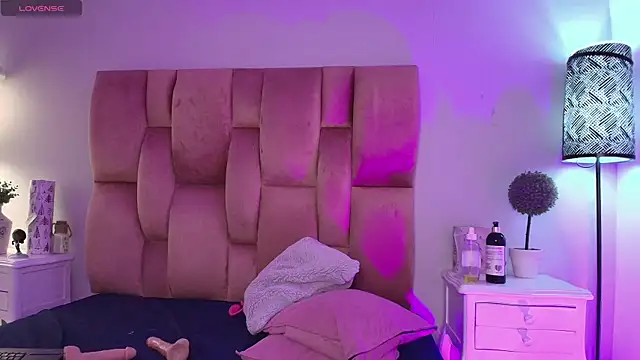 SweetBonniie online show from September 2025 11:22:02 AM