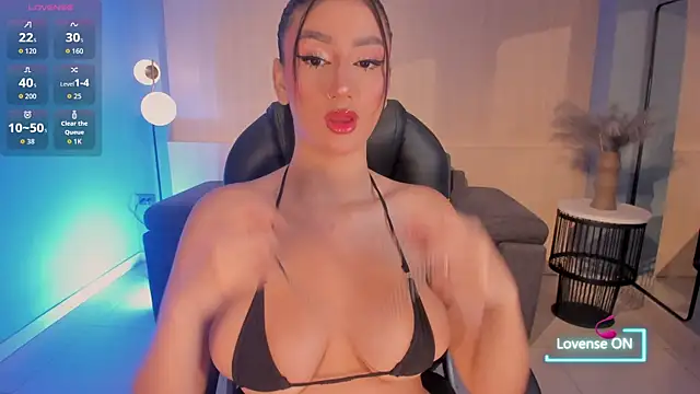 MaddisonLowe online show from October 2025 04:53:01 AM