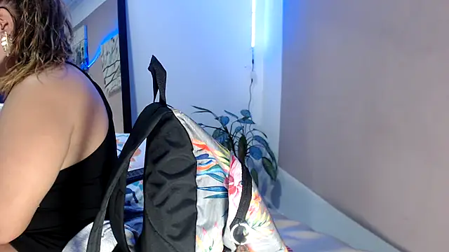 katy hot37 online show from March 2025 06:18:01 PM