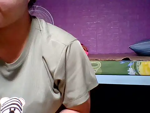 Mimi18x online show from October 2025 02:57:02 AM