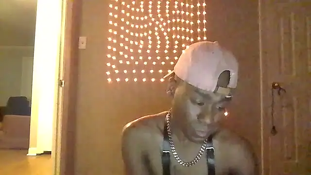 PETER-RABIT online show from December 2024 11:36:02 PM