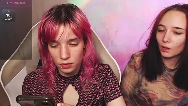 Robin yourss online show from November 2025 02:42:02 PM