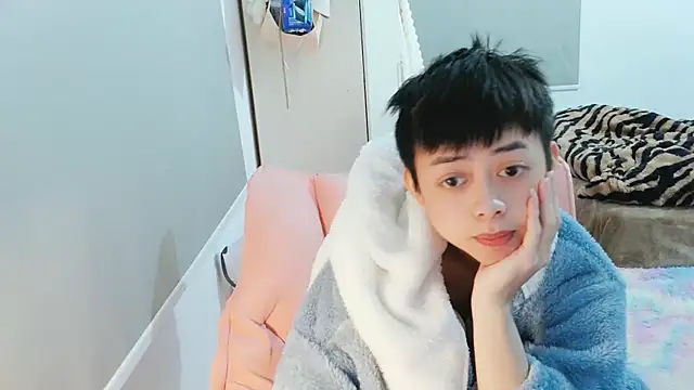 FFFFZ189 online show from January 2025 11:27:02 AM