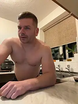 Snapshot of Dan_NFS chatting on November 2025 04:11:02 AM Dan NFS online show from November 2025 04:11:02 AM