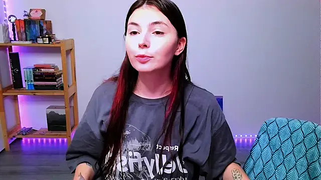 Snapshot of peaachybabe__ chatting on September 2025 04:55:02 PM peaachybabe online show from September 2025 04:55:02 PM