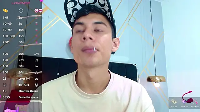 Oliver king sex online show from March 2025 05:24:02 PM