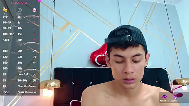 Oliver king sex online show from March 2025 11:32:02 PM