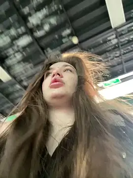 Holly Molii online show from December 2024 05:33:02 AM