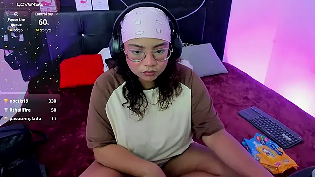 im angels77 online show from February 2025 04:51:02 AM