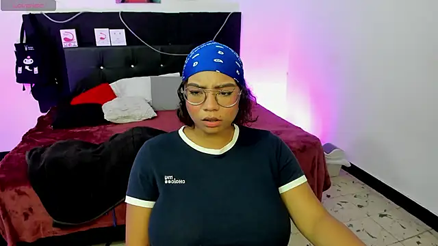 im angels77 online show from February 2025 05:45:01 AM
