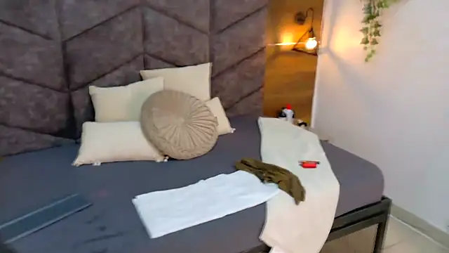 Snapshot of JaylaScott__ chatting on November 2025 11:55:02 AM JaylaScott online show from November 2025 11:55:02 AM