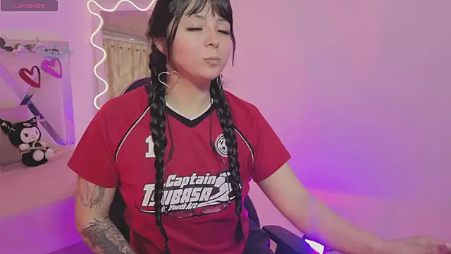 hina tay online show from November 2025 03:20:02 AM