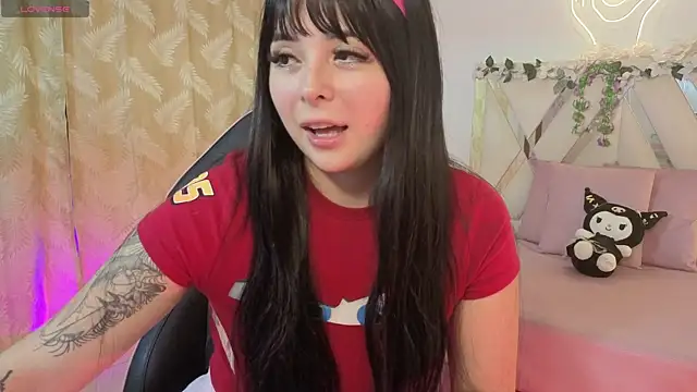 hina tay online show from April 2026 03:32:01 AM