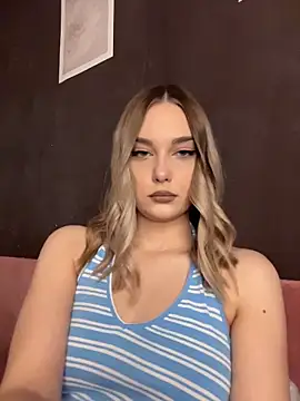 Alisa Rise online show from March 2026 02:06:02 PM