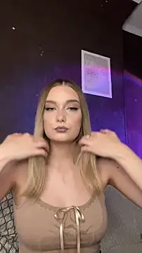 Snapshot of Alisa_Rise chatting on July 2026 05:31:01 PM Alisa Rise online show from July 2026 05:31:01 PM