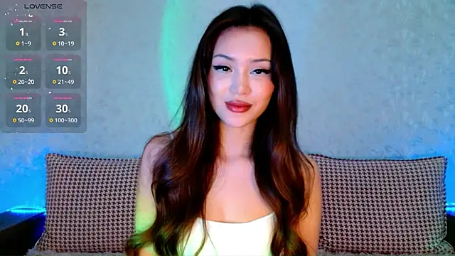 Min Jee  online show from March 2025 07:42:02 AM