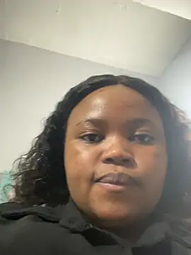 Curveysinaa online show from February 2025 07:20:02 PM