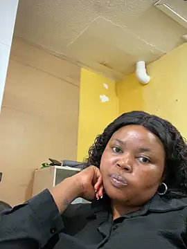 Curveysinaa online show from February 2025 11:32:02 AM