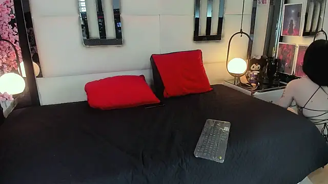Snapshot of alixxon1 chatting on May 2026 03:52:02 PM alixxon1 online show from May 2026 03:52:02 PM