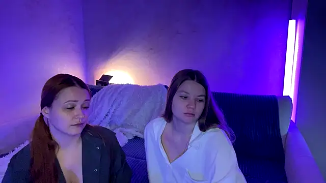   2sya   online show from November 2025 01:10:01 PM