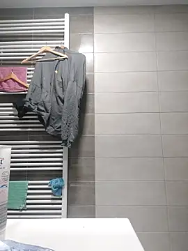 Snapshot of Macanxxx chatting on December 2024 04:25:01 PM Macanxxx online show from December 2024 04:25:01 PM