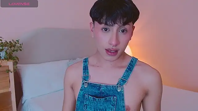 Snapshot of dilan_sp chatting on September 2025 09:48:01 PM dilan sp online show from September 2025 09:48:01 PM