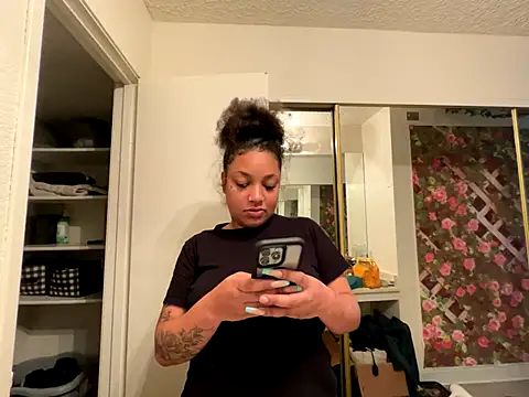 GoddessNih online show from October 2025 05:53:01 PM