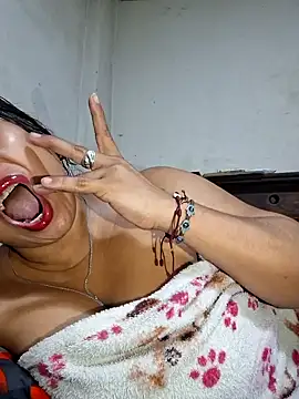 Snapshot of sexypaula-latina4u chatting on December 2024 04:48:01 PM sexypaula-latina4u online show from December 2024 04:48:01 PM
