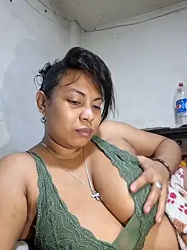 Snapshot of sexypaula-latina4u chatting on December 2024 11:44:01 AM sexypaula-latina4u online show from December 2024 11:44:01 AM