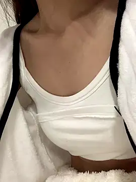 Snapshot of Aimeil chatting on December 2024 03:20:01 AM Aimeil online show from December 2024 03:20:01 AM