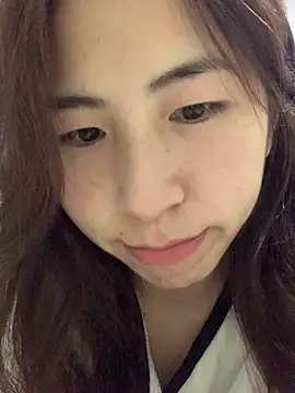 Snapshot of Aimeil chatting on January 2025 02:08:02 PM Aimeil online show from January 2025 02:08:02 PM