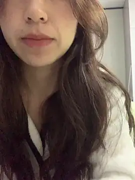 Snapshot of Aimeil chatting on January 2025 05:05:02 AM Aimeil online show from January 2025 05:05:02 AM