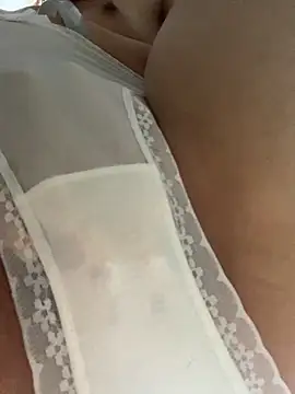 Snapshot of Aimeil chatting on October 2025 06:47:01 AM Aimeil online show from October 2025 06:47:01 AM