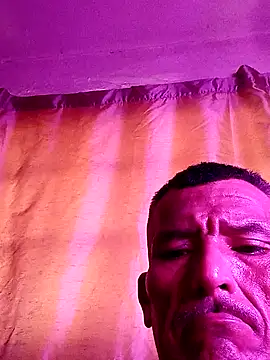 Snapshot of Vergonzoso6 chatting on June 2026 01:09:02 PM Vergonzoso6 online show from June 2026 01:09:02 PM