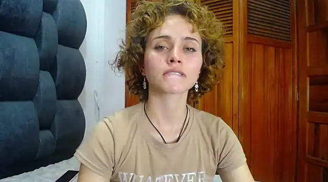 Snapshot of fulfill_fantasies1 chatting on December 2024 10:58:02 PM fulfill fantasies1 online show from December 2024 10:58:02 PM