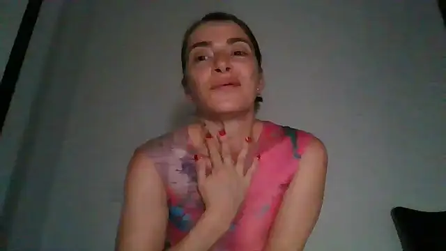 Snapshot of Liloo8923 chatting on December 2024 10:24:01 AM Liloo8923 online show from December 2024 10:24:01 AM