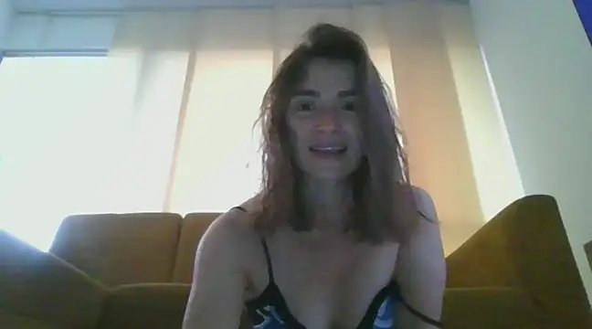 Snapshot of Liloo8923 chatting on January 2025 11:24:01 AM Liloo8923 online show from January 2025 11:24:01 AM