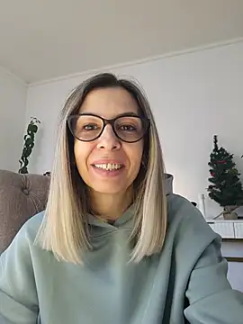SukyGirl online show from December 2024 07:40:01 AM