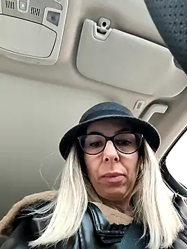 SukyGirl online show from December 2024 01:21:01 PM