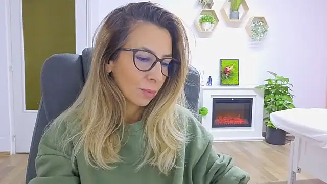 SukyGirl online show from October 2025 07:41:01 AM