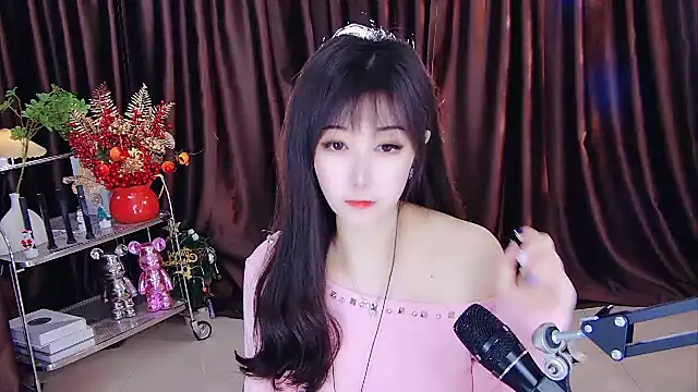 Snapshot of xiaoya666--baby chatting on February 2025 02:04:01 AM xiaoya666--baby online show from February 2025 02:04:01 AM