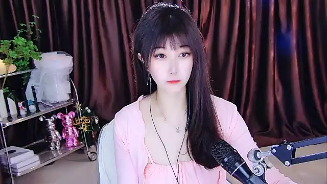 Snapshot of xiaoya666--baby chatting on February 2025 02:24:02 PM xiaoya666--baby online show from February 2025 02:24:02 PM