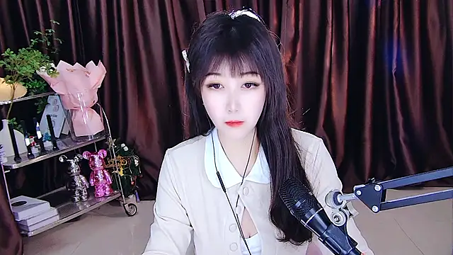 Snapshot of xiaoya666--baby chatting on March 2025 02:04:02 AM xiaoya666--baby online show from March 2025 02:04:02 AM