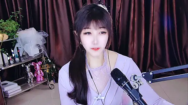 Snapshot of xiaoya666--baby chatting on March 2025 02:51:01 PM xiaoya666--baby online show from March 2025 02:51:01 PM
